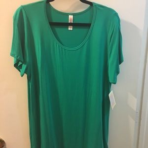 NWT SOLID XL Classic Tee!